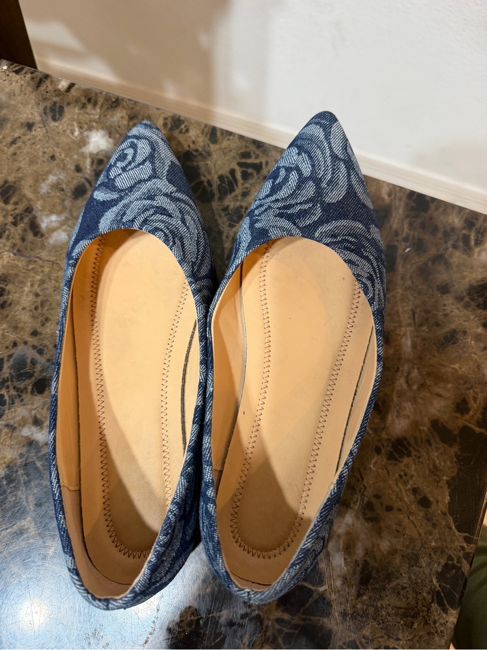Blue Floral Pointed-Toe Women's Flats
